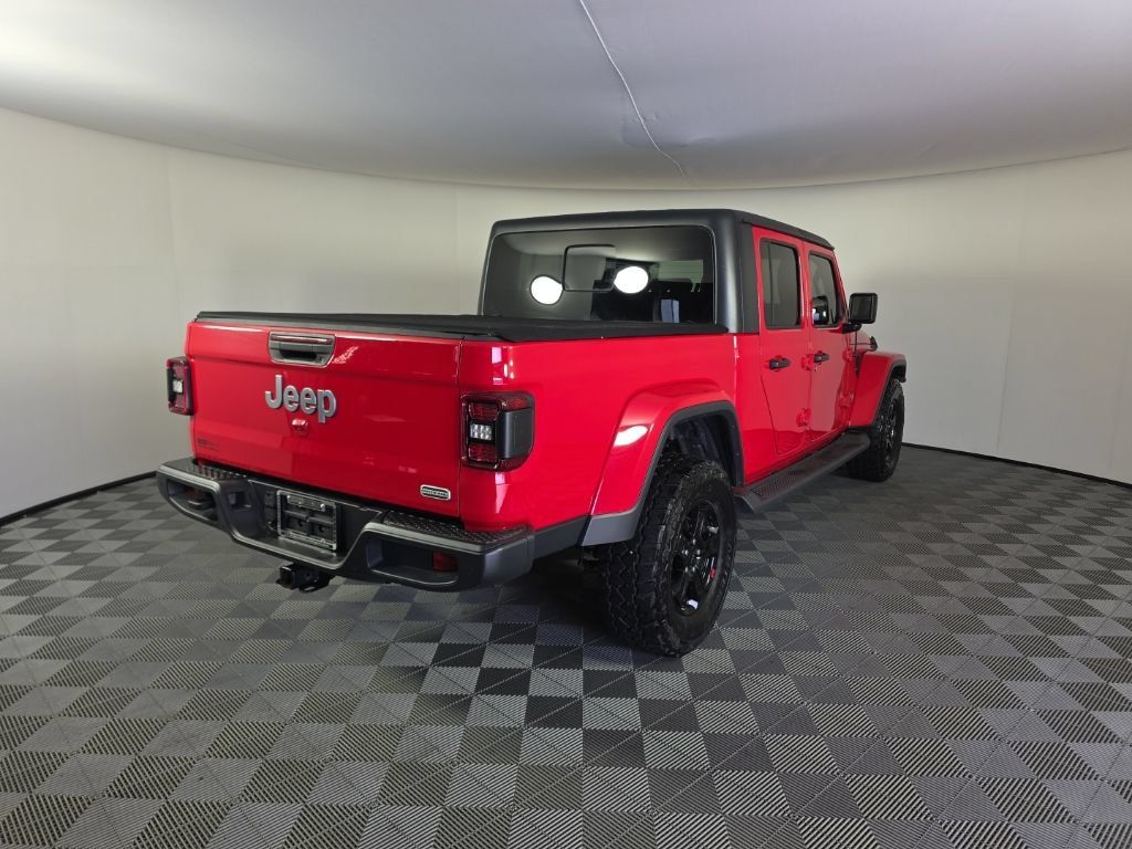 Used 2020 Jeep Gladiator Overland AWD/4WD image 5