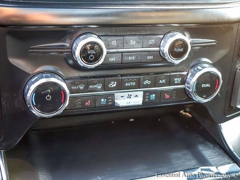 Used 2023 Ford F150 Lariat w/ Equipment Group 502A High AWD/4WD image 19