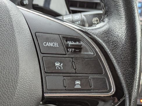 Used 2016 Mitsubishi Outlander SE image 26