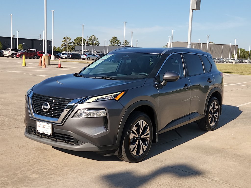 Used 2023 Nissan Rogue SV w/ SV Premium B Package FWD image 9