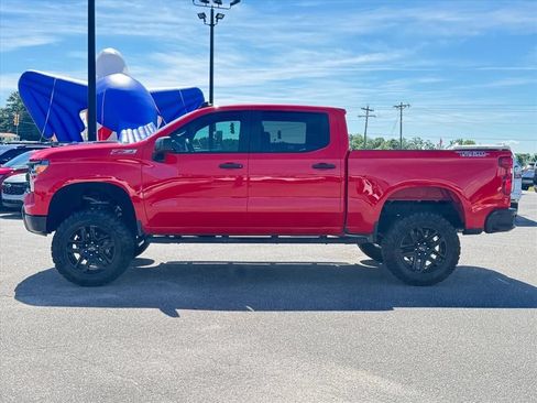 Used 2025 Chevrolet Silverado 1500 Custom Trail Boss AWD/4WD image 6