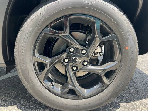 New 2026 Chevrolet Trax LT w/ Driver Confidence Package FWD image 18