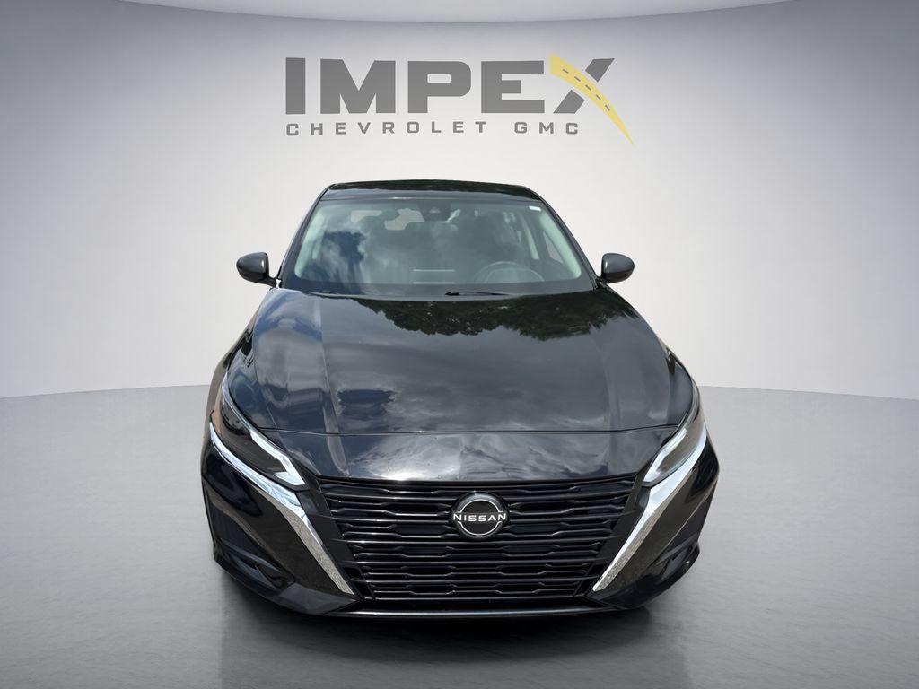 Used 2025 Nissan Altima 2.5 S FWD image 8
