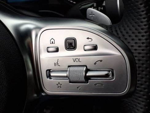 Certified 2022 Mercedes-Benz GLC 300 image 10