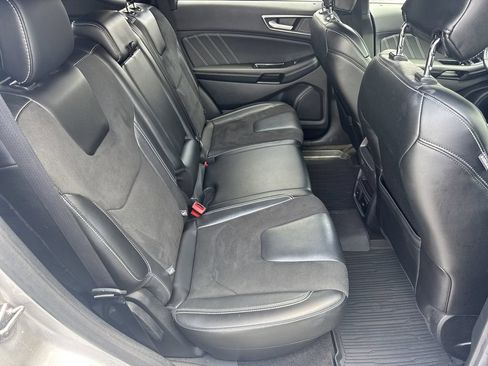 Used 2019 Ford Edge ST w/ Equipment Group 401A AWD/4WD image 15