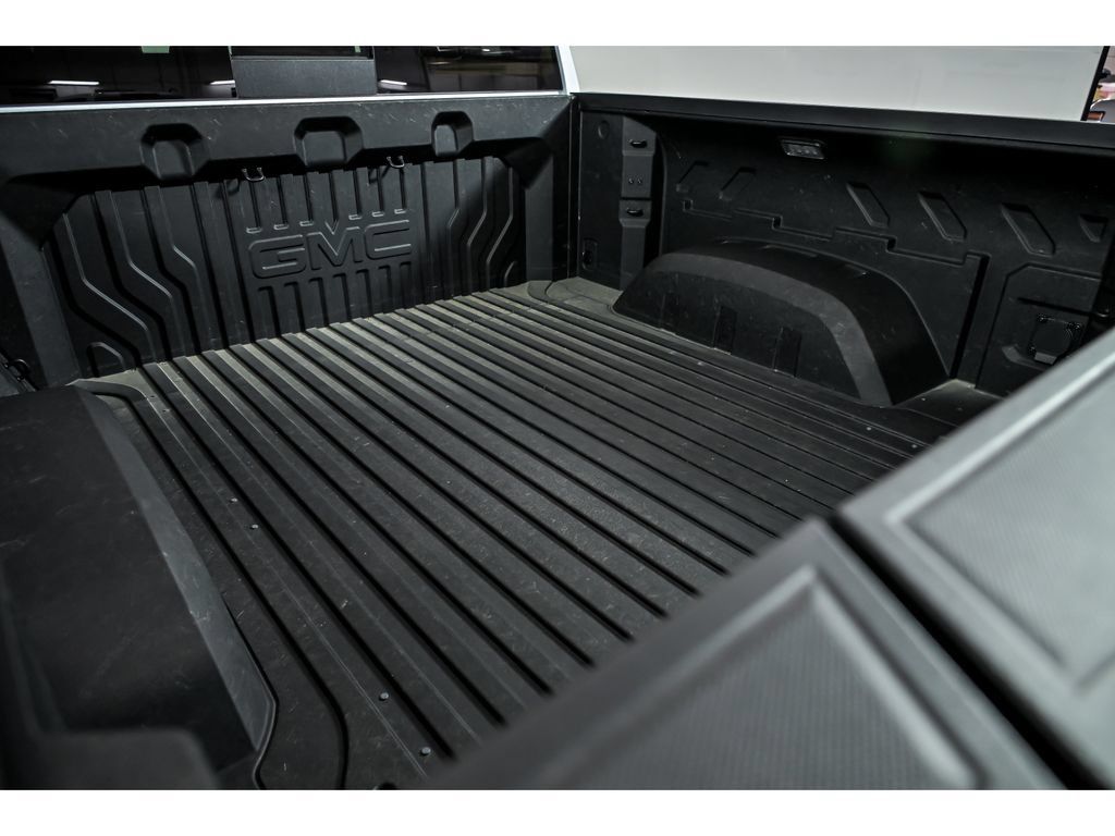 New 2026 GMC Sierra 1500 Denali Ultimate w/ LPO, Black Badging Package AWD/4WD image 5