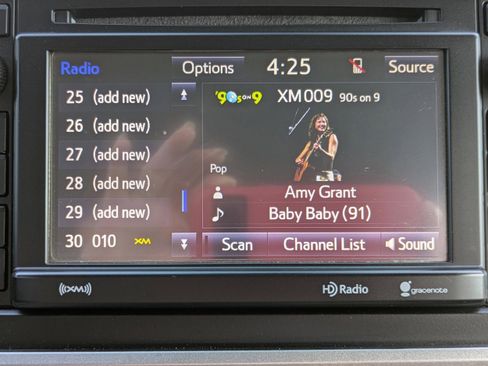 Used 2018 Toyota Tacoma SR5 image 21