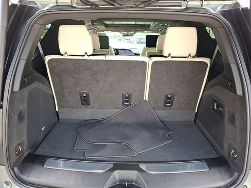 Certified 2024 Cadillac Escalade Sport w/ Touring Package image 33