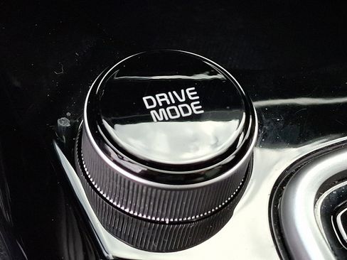 Used 2024 Kia Seltos SX image 28