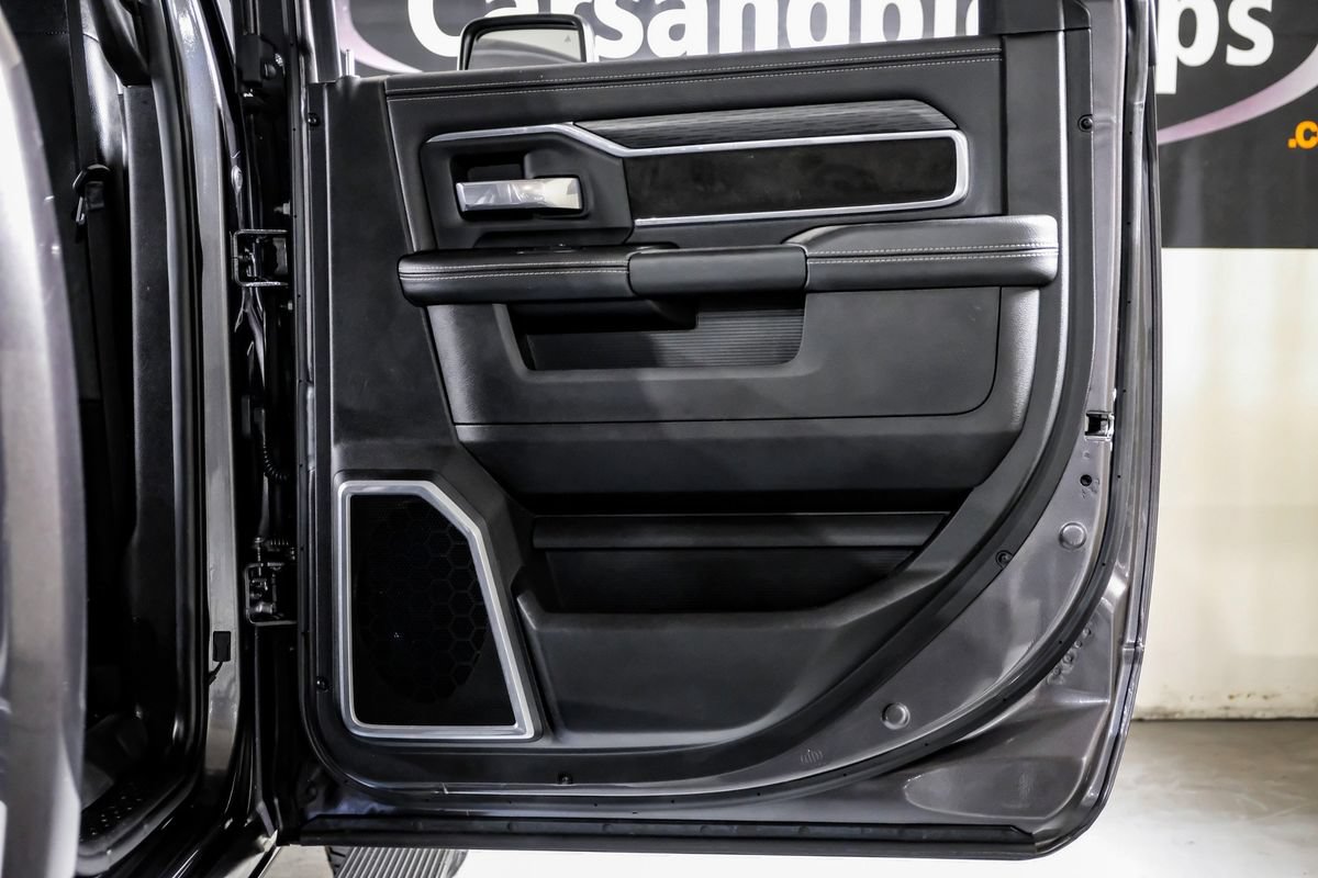 Used 2024 RAM 3500 Laramie w/ Night Edition AWD/4WD image 37