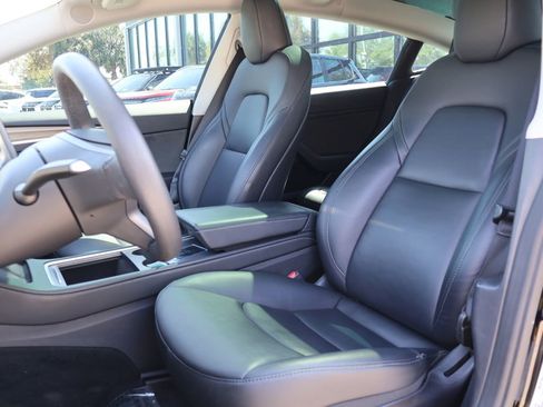Used 2023 Tesla Model 3 Performance image 29