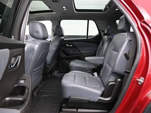 Used 2018 Chevrolet Traverse LT w/ LPO, Floor Liner Package AWD/4WD image 23