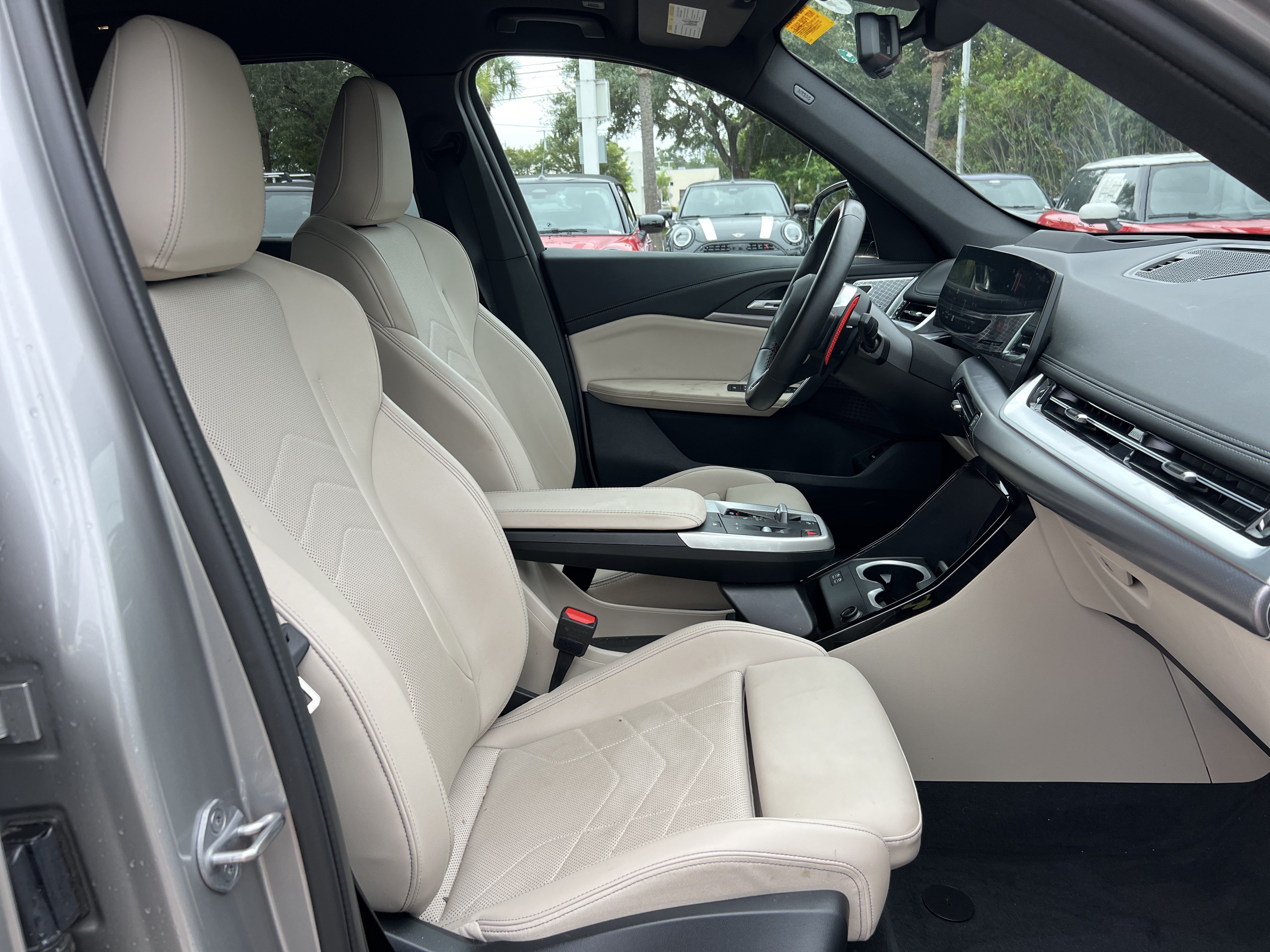 Certified 2025 BMW X1 M35i AWD/4WD image 32