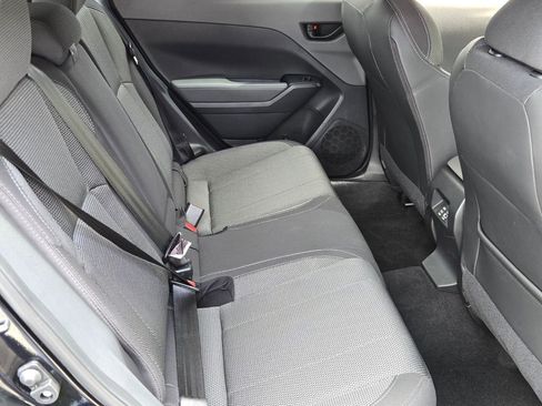 Used 2024 Subaru Crosstrek 2.0i Premium image 17