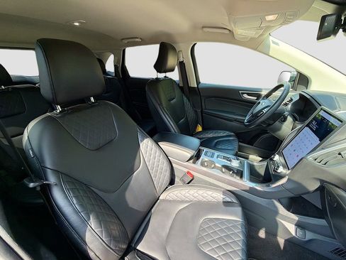Used 2024 Ford Edge Titanium AWD/4WD image 30