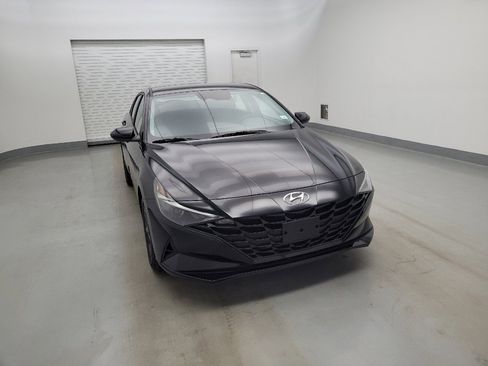 Used 2023 Hyundai Elantra SEL w/ Cargo Package FWD image 14