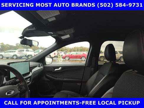 Certified 2025 Ford Escape ST-Line w/ Equipment Group 301A image 9