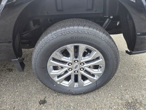 New 2025 Ford F150 Lariat w/ Equipment Group 502A High image 9