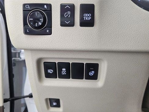 Used 2019 Lexus GX 460 Luxury AWD/4WD image 14