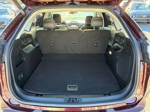 Used 2021 Ford Edge Titanium image 18