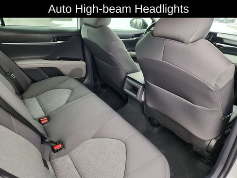 Used 2022 Toyota Camry LE image 26
