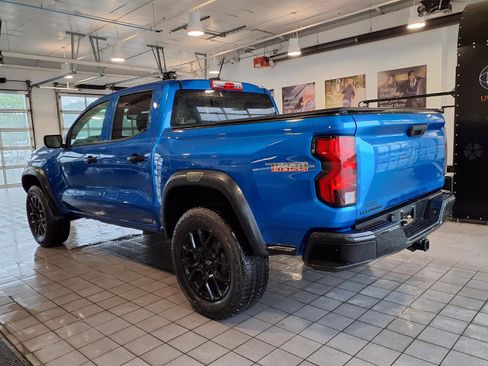 Used 2024 Chevrolet Colorado Trail Boss w/ LPO, Dark Essentials Package AWD/4WD image 25