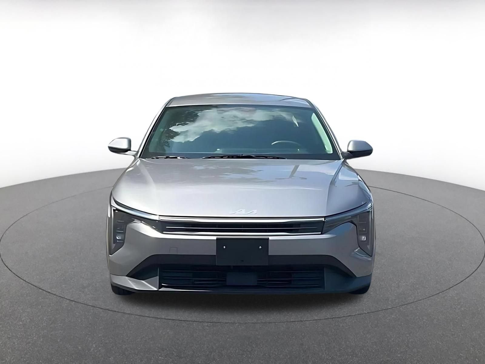 Used 2025 Kia K4 FWD image 3
