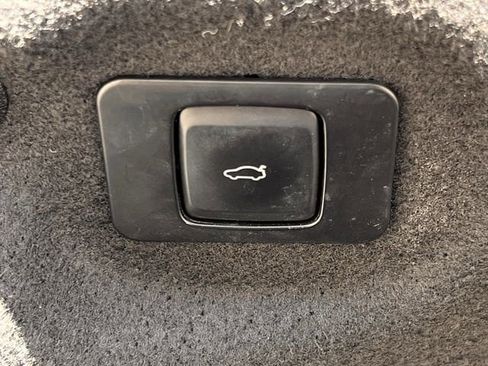 Used 2017 Lincoln MKZ Reserve w/ Climate Package image 32