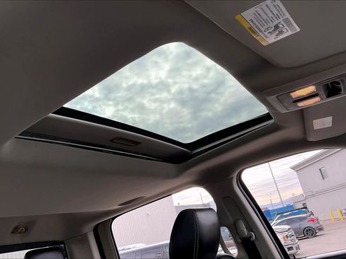 Used 2012 RAM 1500 Sport w/ Sport Premium Group image 13