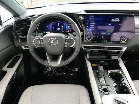 Used 2025 Lexus RX 350h w/ Accessory Package AWD/4WD image 26