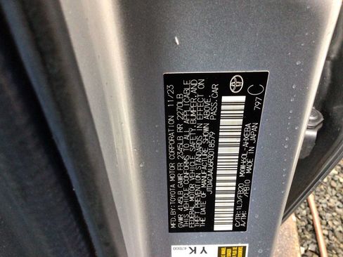 Used 2024 Toyota Prius LE FWD image 25