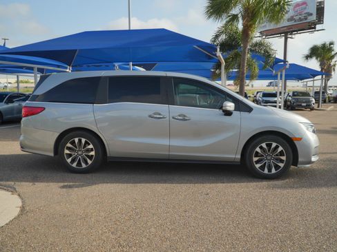 Used 2024 Honda Odyssey EX-L image 4