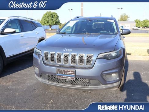 Used 2021 Jeep Cherokee Latitude Plus FWD image 8