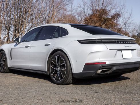 Used 2024 Porsche Panamera 4 w/ Premium Package image 6
