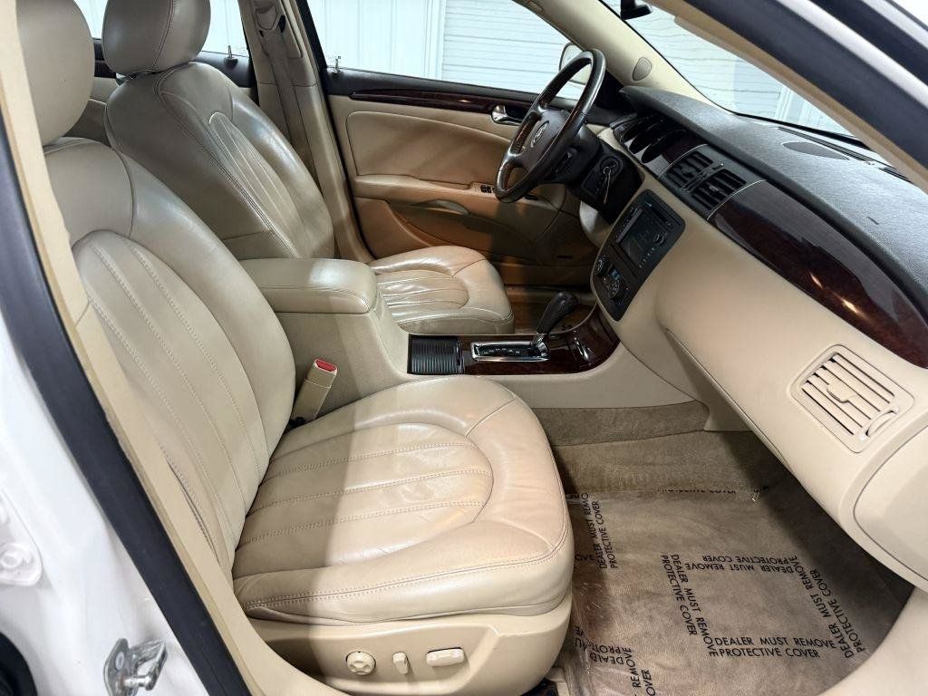 Used 2010 Buick Lucerne CXL FWD image 32