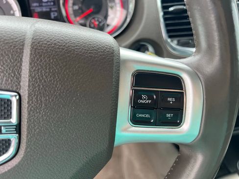 Used 2013 Dodge Durango SXT AWD/4WD image 39