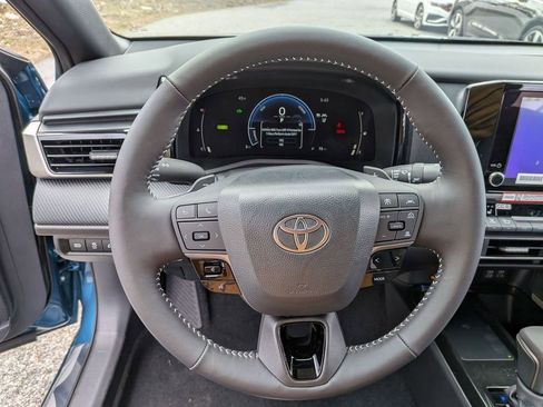 New 2026 Toyota Camry SE FWD image 10