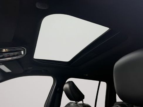 Used 2022 Jeep Grand Cherokee Altitude image 5