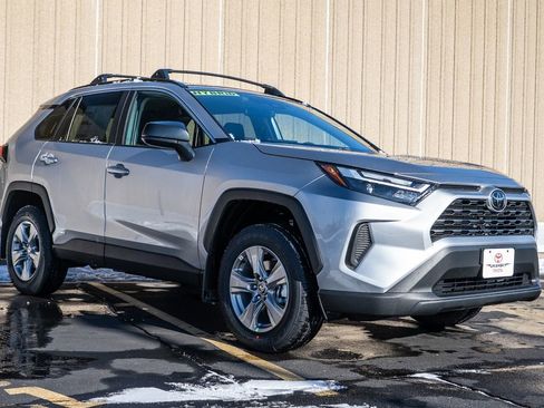 New 2025 Toyota RAV4 LE image 2