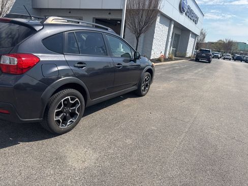 Used 2014 Subaru Crosstrek 2.0i Premium image 6