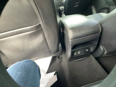 Certified 2019 Ford Ranger Lariat w/ Equipment Group 501A Mid image 10