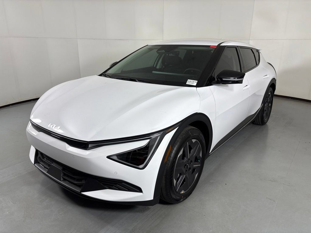 New 2026 Kia EV6 Light RWD image 4