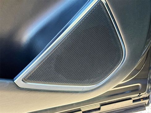 Used 2023 Jaguar F-PACE R-Dynamic S image 19