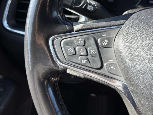 Used 2019 Chevrolet Equinox Premier AWD/4WD image 17