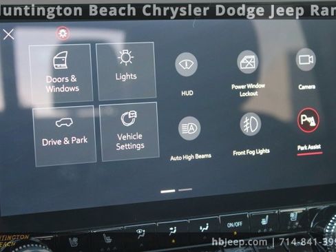 Used 2023 GMC Canyon AT4 w/ AT4 Premium Package image 22