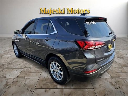 Used 2022 Chevrolet Equinox LT image 4
