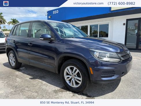 Used 2013 Volkswagen Tiguan S FWD image 1