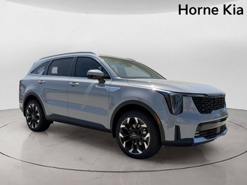 New 2026 Kia Sorento EX AWD/4WD image 2
