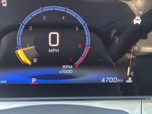 Used 2024 Chevrolet Trax LT w/ Driver Confidence Package image 22