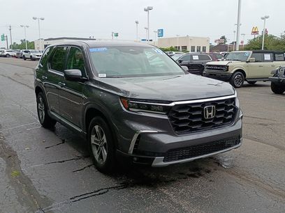Used 2025 Honda Pilot EX-L